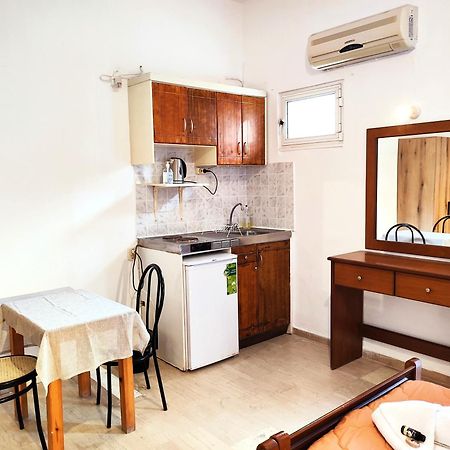 Eleni Apartments Sant George Beach Agios Georgios  Buitenkant foto